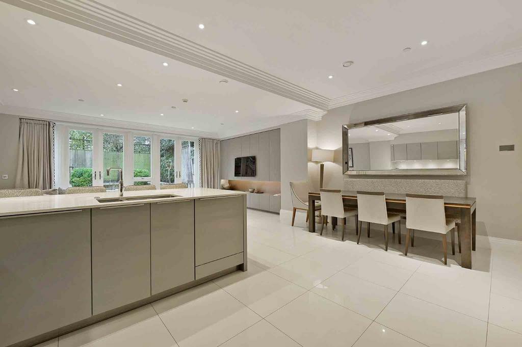 Kitchen/Breakfast