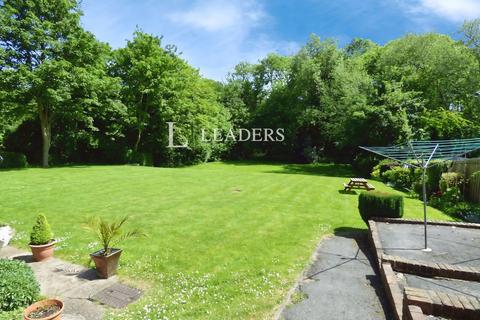 1 bedroom flat to rent, Queens Court, Hill Lane, Southampton, SO15