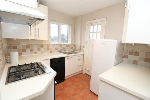 4 bedroom flat to rent - Bellegrove Road, Welling DA16