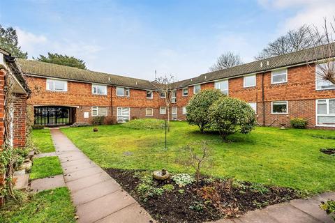 2 bedroom maisonette for sale, Griffin Way, Great Bookham