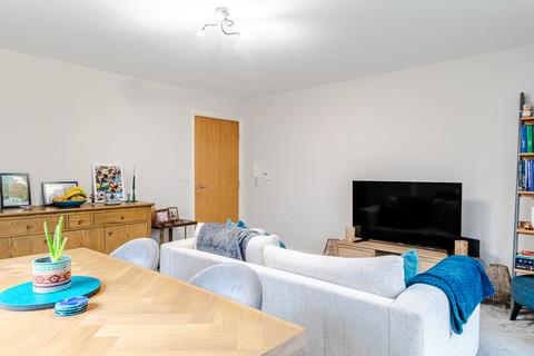 2 bedroom apartment for sale, Leeds LS7
