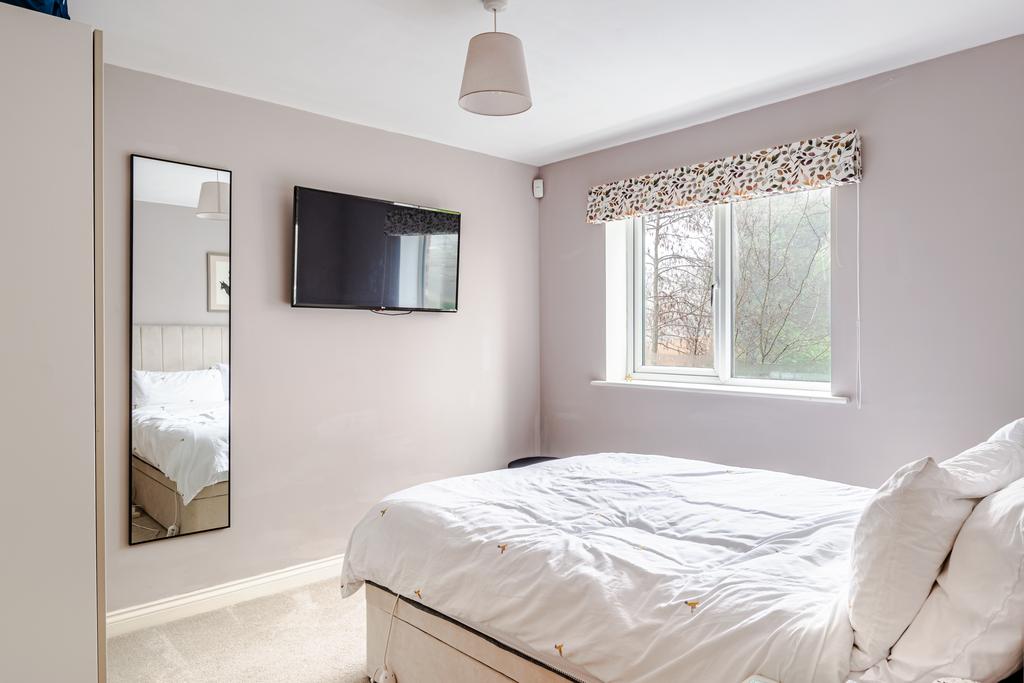 Bedroom1a