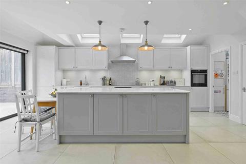 5 bedroom detached house for sale - Yew Tree Close, Maidenhead, Berkshire, SL6
