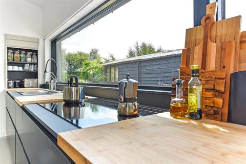 4 bedroom detached house for sale, Sidlesham, Chichester