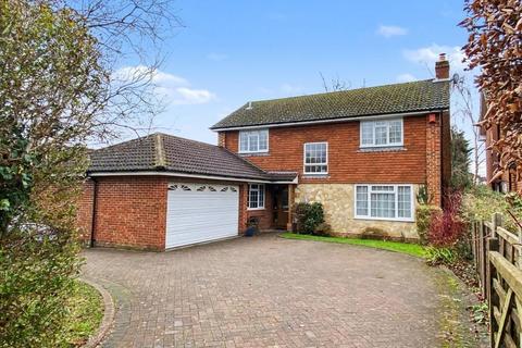 4 bedroom detached house for sale, CHILDS HALL ROAD, GREAT BOOKHAM, KT23