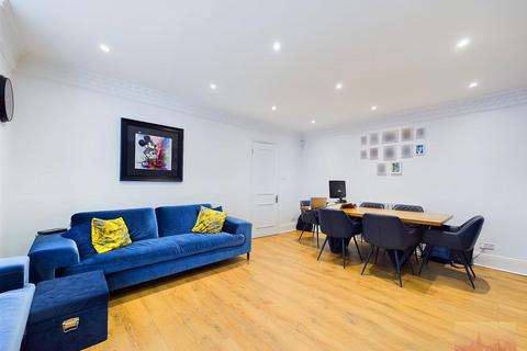 undefined, Glasfryn Court, Roxeth Hill, Harrow on the Hill