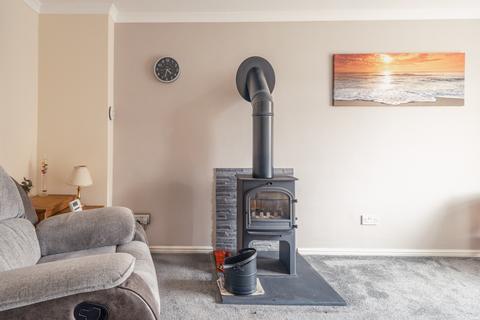 3 bedroom semi-detached house for sale, Stapleford Close, Newcastle Upon Tyne NE5