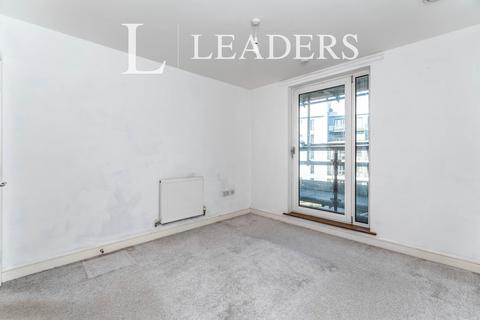 2 bedroom flat to rent, Ocean Way, Southampton, SO14