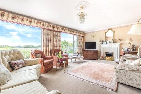 undefined, Trafalgar Way, Hampshire SO20