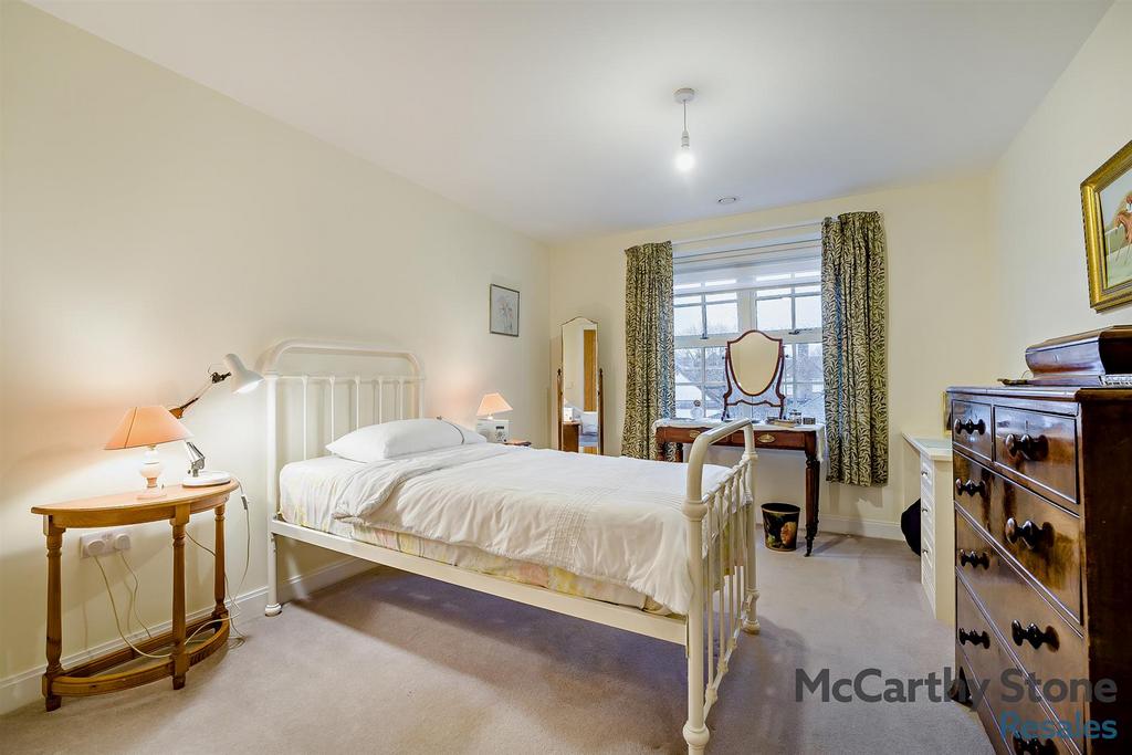8676419-interior18-800.jpg