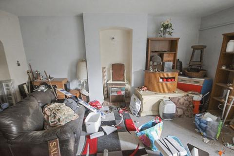 1 bedroom flat for sale, Rear Garden Flat, 165 London Road, St. Leonards-on-Sea, East Sussex, TN37 6LS