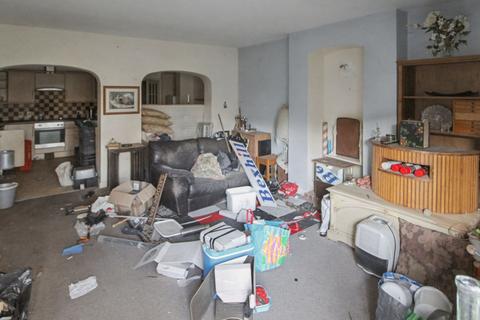 1 bedroom flat for sale, Rear Garden Flat, 165 London Road, St. Leonards-on-Sea, East Sussex, TN37 6LS
