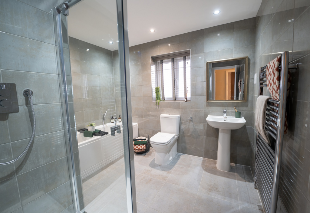 Main Bathroom