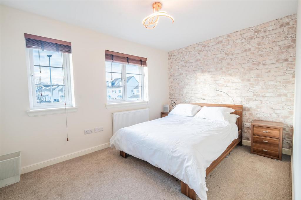 Bedroom.one-1.jpg