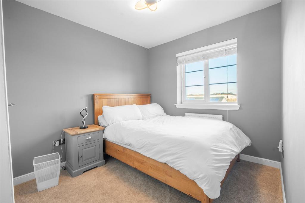 Bedroom.two.jpg