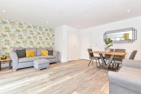3 bedroom semi-detached house for sale, Carmelite Road, Aylesford ME20
