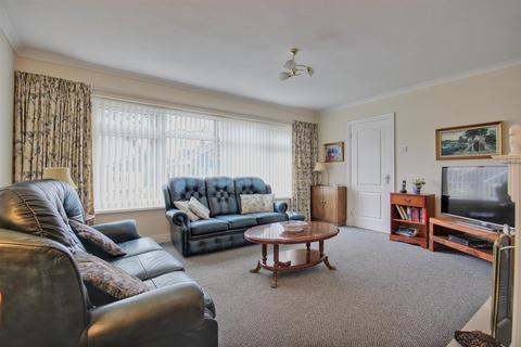 2 bedroom detached bungalow for sale, Parklands Drive, North Ferriby