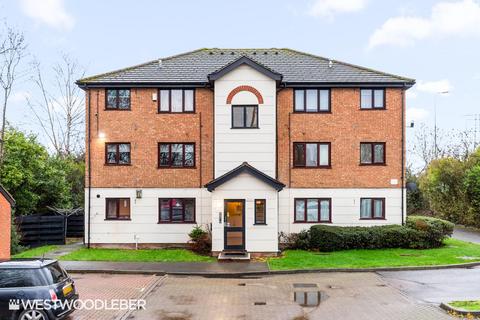 1 bedroom apartment for sale, Parrotts Field, Hoddesdon EN11