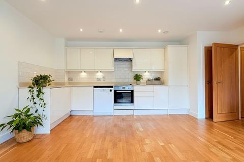 undefined, High Street, Beckenham BR3