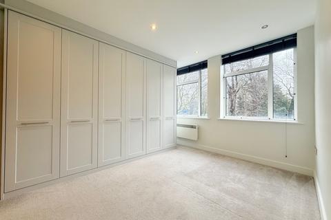 undefined, High Street, Beckenham BR3