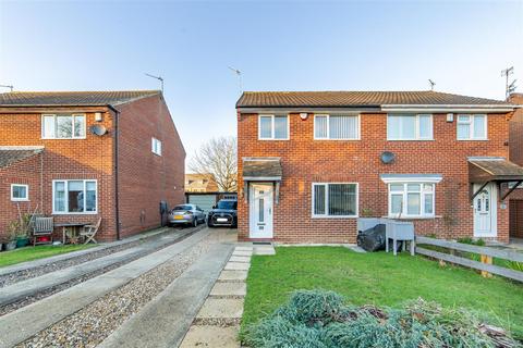 3 bedroom semi-detached house for sale, Elstree Court, Kenton Bank Foot, NE3