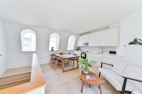 2 bedroom flat to rent, Peckham High Street, Peckham Rye, London, SE15