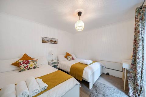 1 bedroom flat for sale, Camden Street, Camden Town, London, NW1