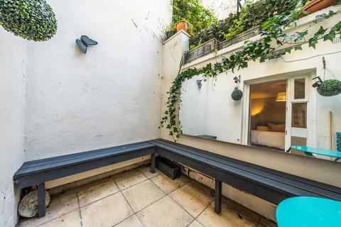 1 bedroom flat for sale, Camden Street, Camden Town, London, NW1