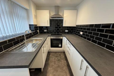 3 bedroom terraced house to rent, 9 Colbourne Terrace, Swansea
