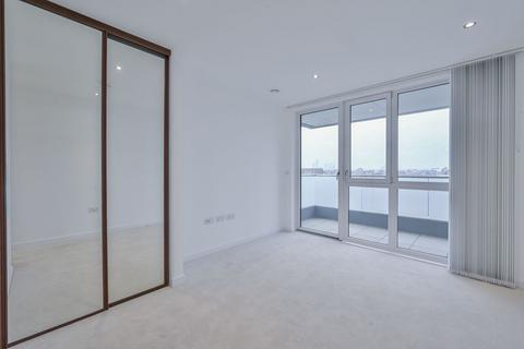 2 bedroom flat for sale, Glenbrook Apartments, Hammersmith, London, W6