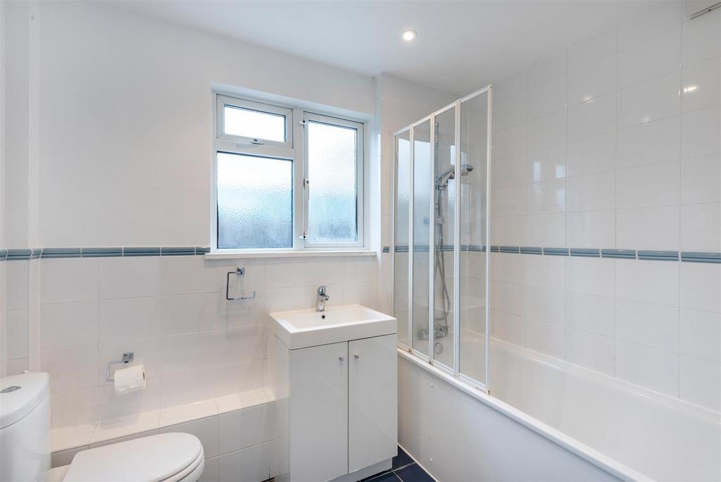 Strickland Row 16 Bath.jpg