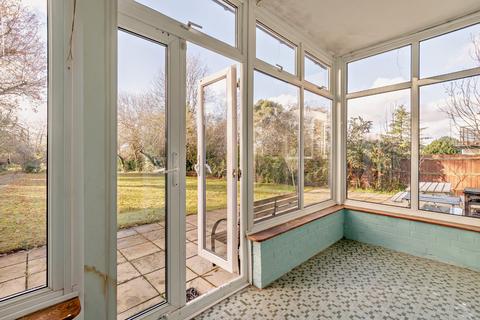 4 bedroom detached house for sale, Kings Orchard, London SE9
