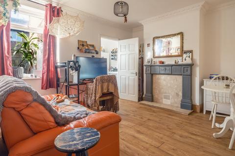2 bedroom ground floor flat for sale, Dunmorlie Street, Newcastle Upon Tyne NE6