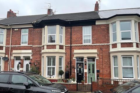 3 bedroom flat for sale, Belford Terrace, North Shields, Tyne and Wear , NE30 2DA