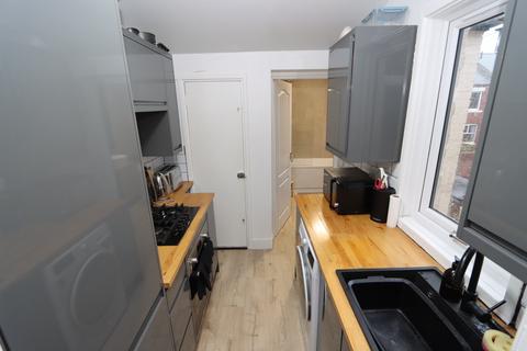 3 bedroom flat for sale, Belford Terrace, North Shields, Tyne and Wear , NE30 2DA