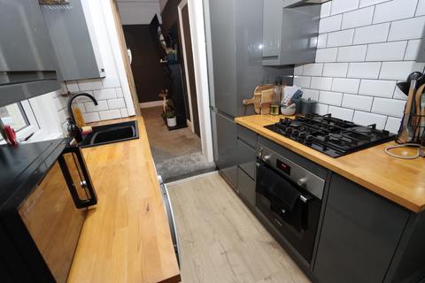 3 bedroom flat for sale, Belford Terrace, North Shields, Tyne and Wear , NE30 2DA