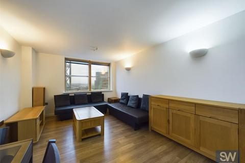 2 bedroom flat to rent, West Point, Wellington Street, LS1 4JL