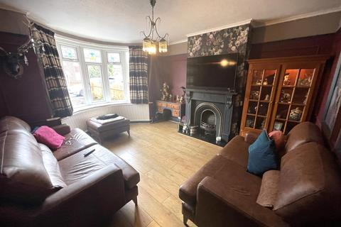 3 bedroom semi-detached house for sale, Barnwood Avenue, Gloucester