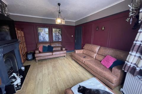 3 bedroom semi-detached house for sale, Barnwood Avenue, Gloucester