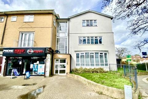 2 bedroom flat for sale, 119-121 Clare Road, Staines-upon-Thames, Surrey, TW19