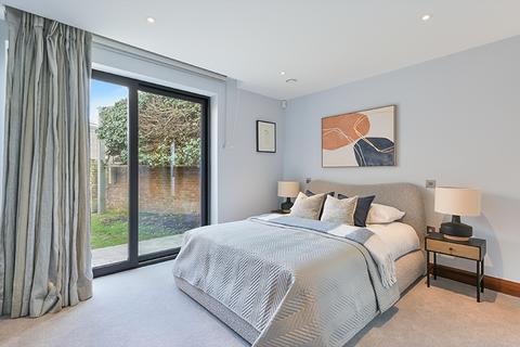 undefined, Kew Bridge Court, Brentford London W4