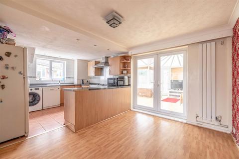 undefined, Barton Road, Langley