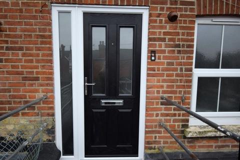 2 bedroom flat to rent - Frinton-on-Sea CO13