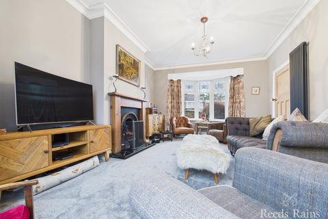 3 bedroom detached house for sale, Marfleet Lane, East Yorkshire HU9