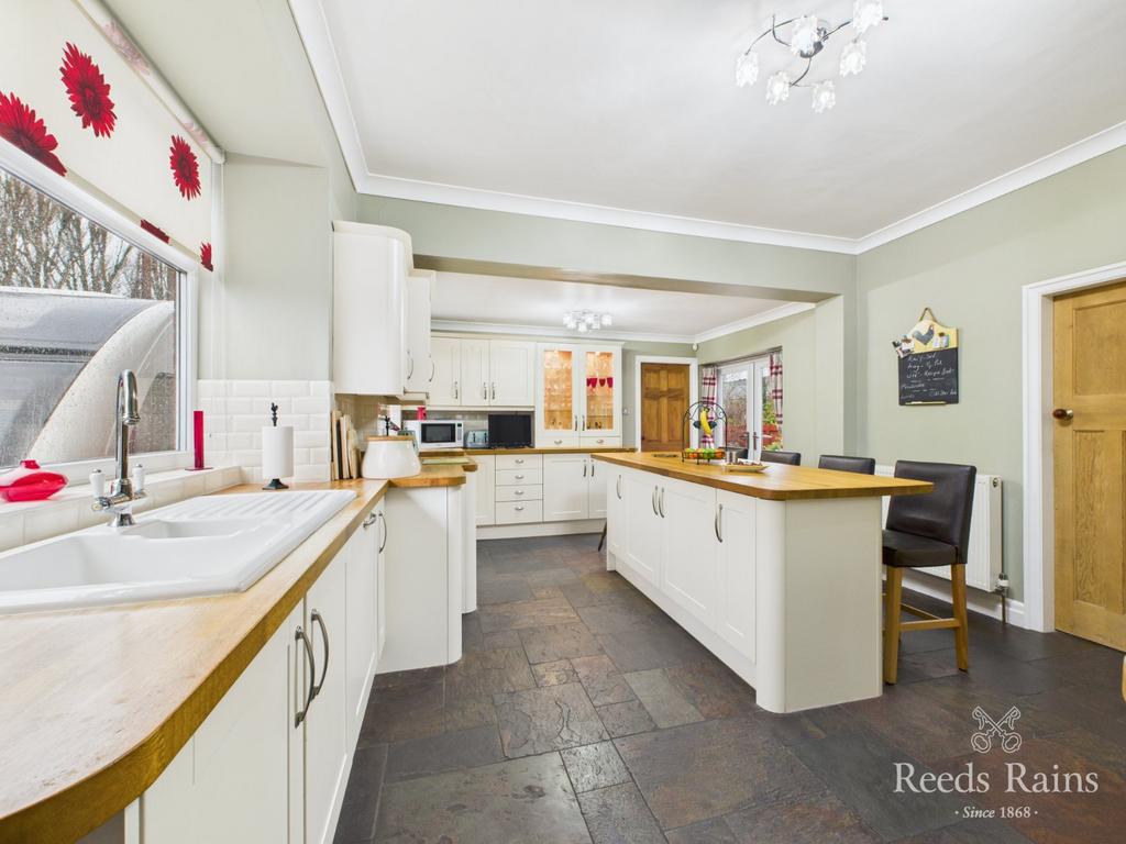 Breakfast Kitchen