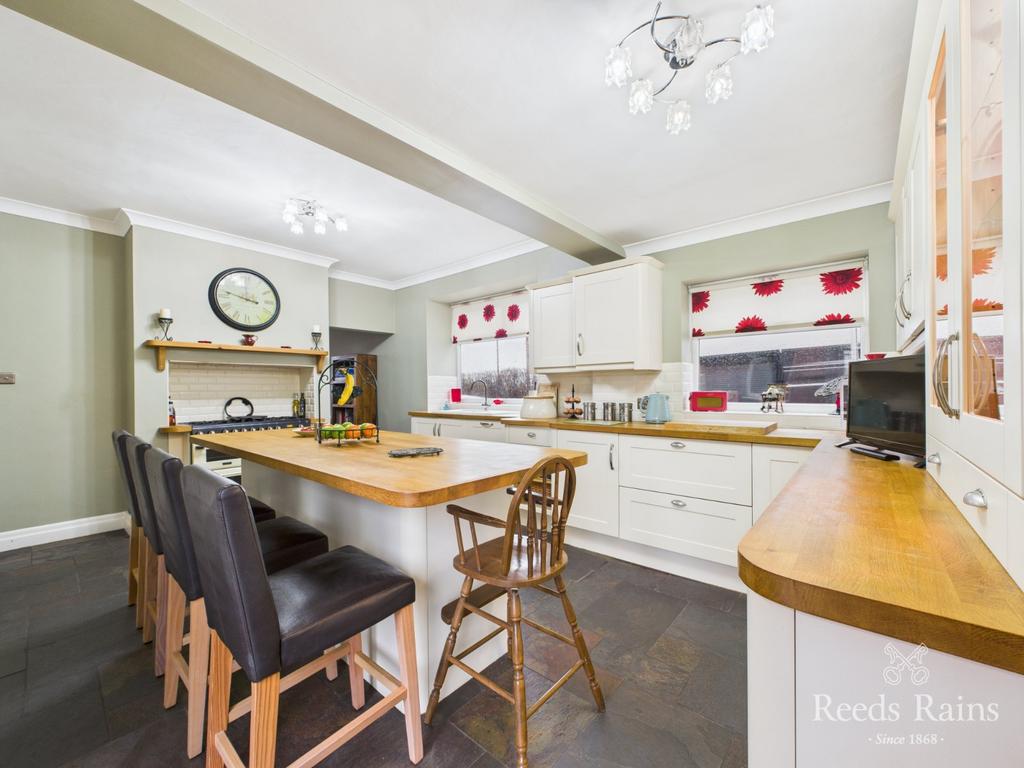 Breakfast Kitchen