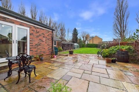 3 bedroom detached house for sale, Marfleet Lane, East Yorkshire HU9