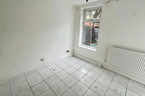 1 bedroom apartment for sale, Martlesham Walk, Greater Manchester M4