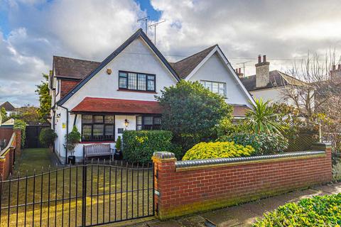 undefined, St Augustines Avenue, Southend-on-sea, SS1