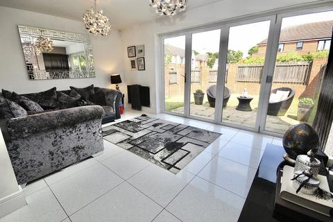 4 bedroom detached house for sale, Alan Peacock Way, North Yorkshire TS4